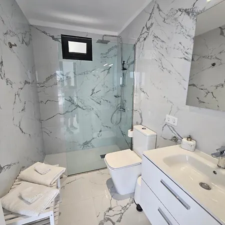 Norias & Grill Apartment